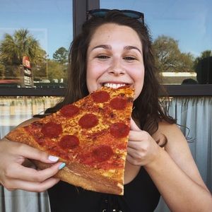 Meet your Posher, Ana